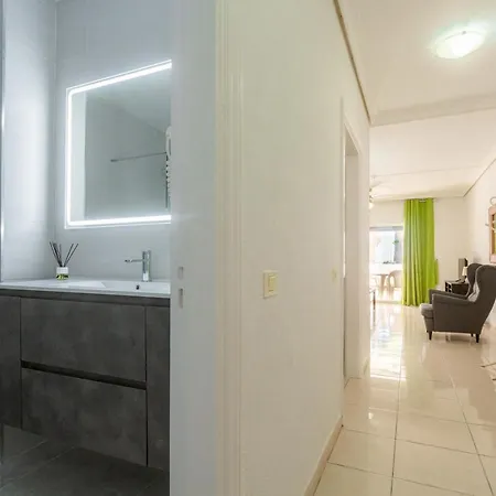 Appartement Lovely 1 Bed, Chayofa, Near Cristianos - 1 Bed, Wi-fi, Terrace, Pool! Arona (Tenerife)
