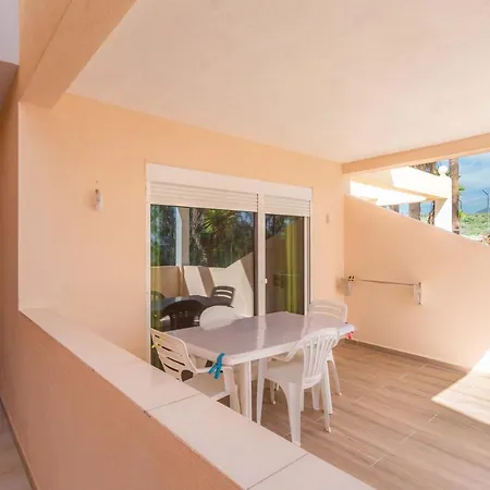Lovely 1 Bed, Chayofa, Near Cristianos - 1 Bed, Wi-fi, Terrace, Pool! Appartement Arona (Tenerife)