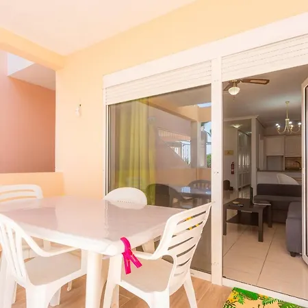 Lovely 1 Bed, Chayofa, Near Cristianos - 1 Bed, Wi-fi, Terrace, Pool!